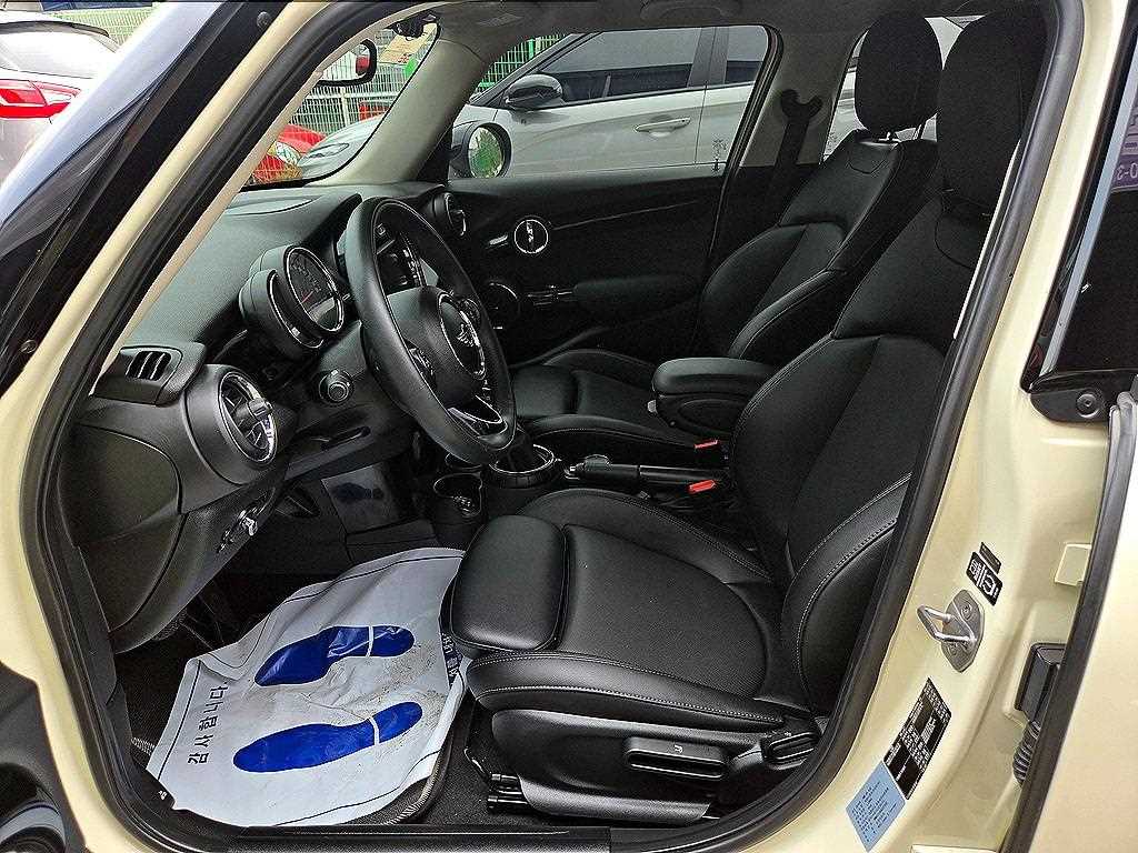 Mini Cooper - Vista 5