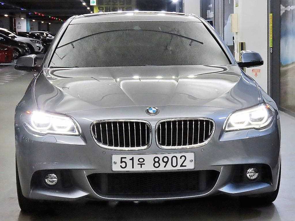 BMW 5 Series - Vista 2