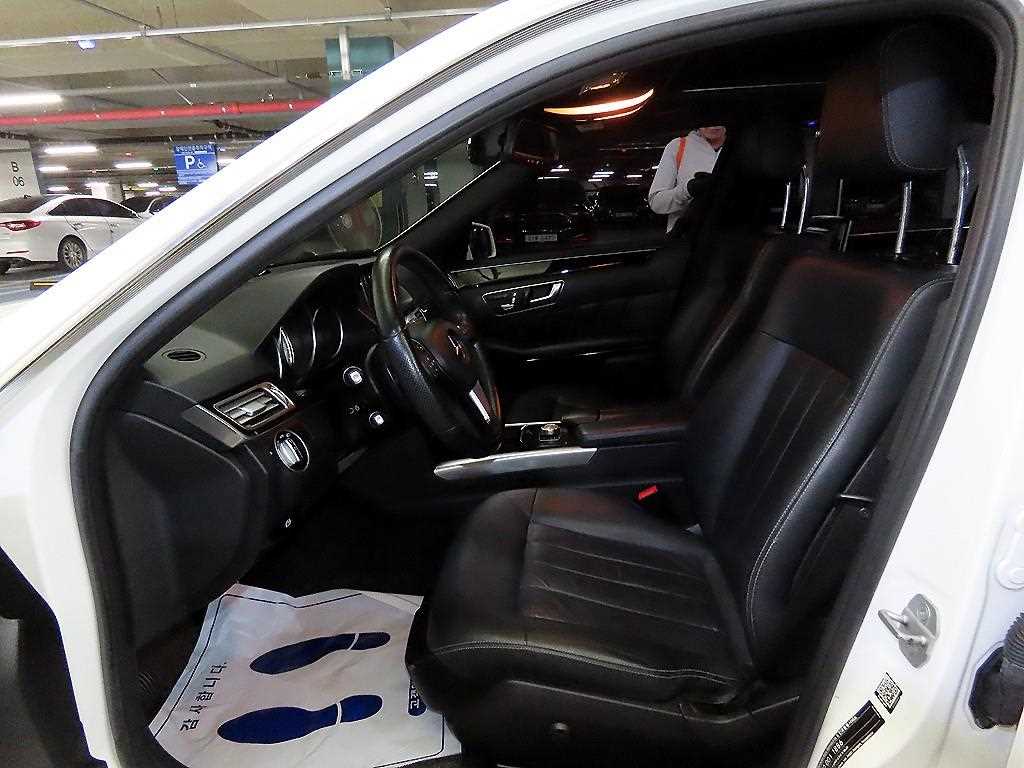 Mercedes Benz E class - Vista 6