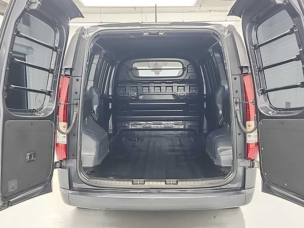 HYUNDAI Staria 2022 Gris - Importación desde Corea - HF Imports Iquique - Foto 16