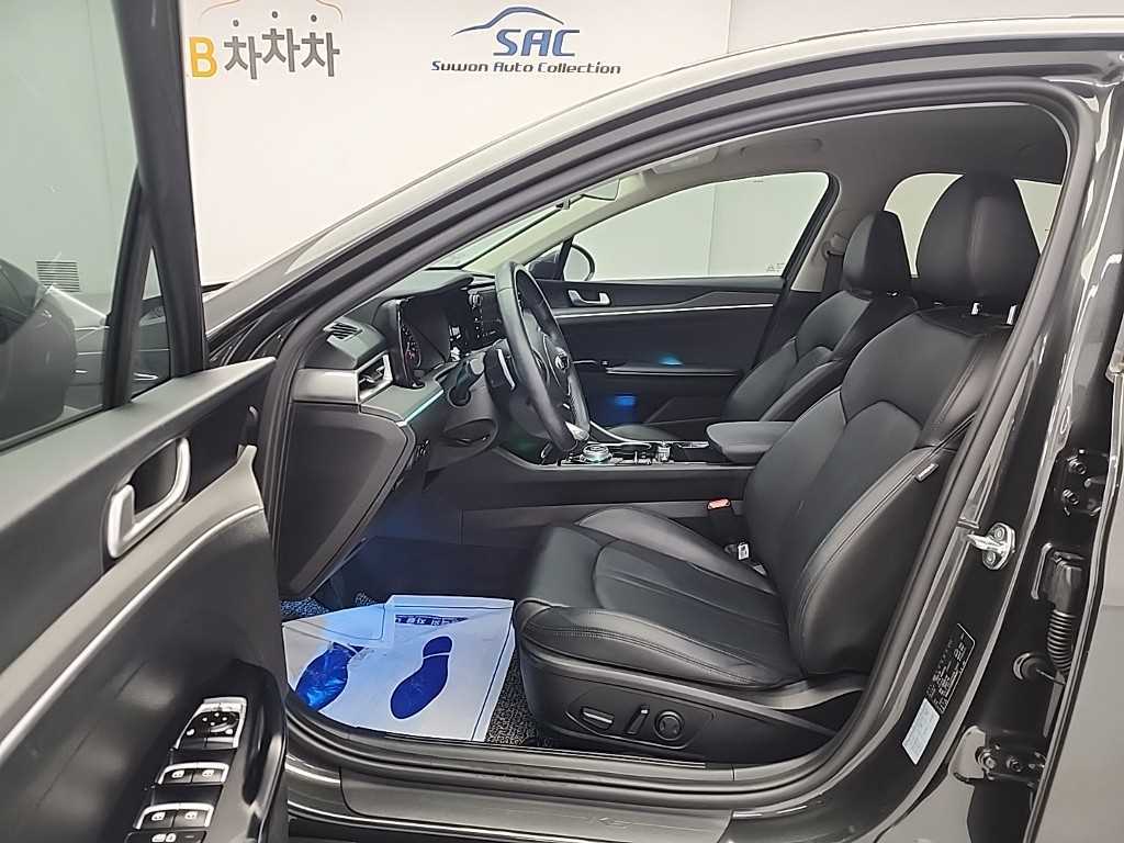 KIA K5 - Vista 11