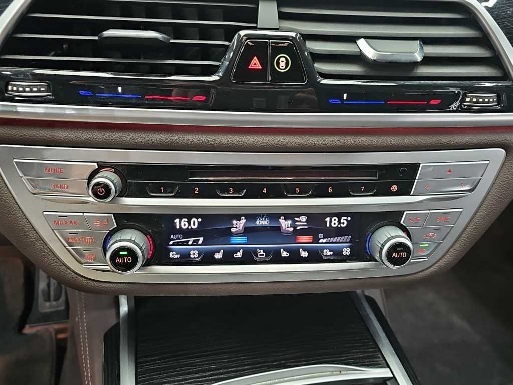BMW 7 Series - Vista 10