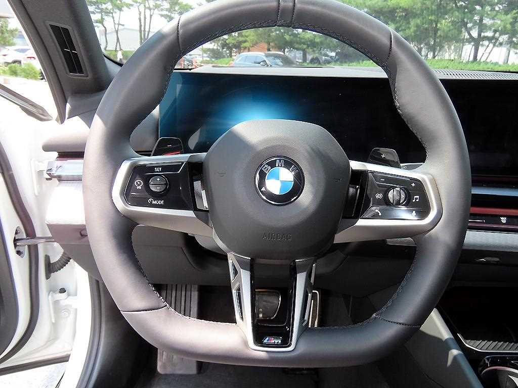 BMW 5 Series - Vista 8