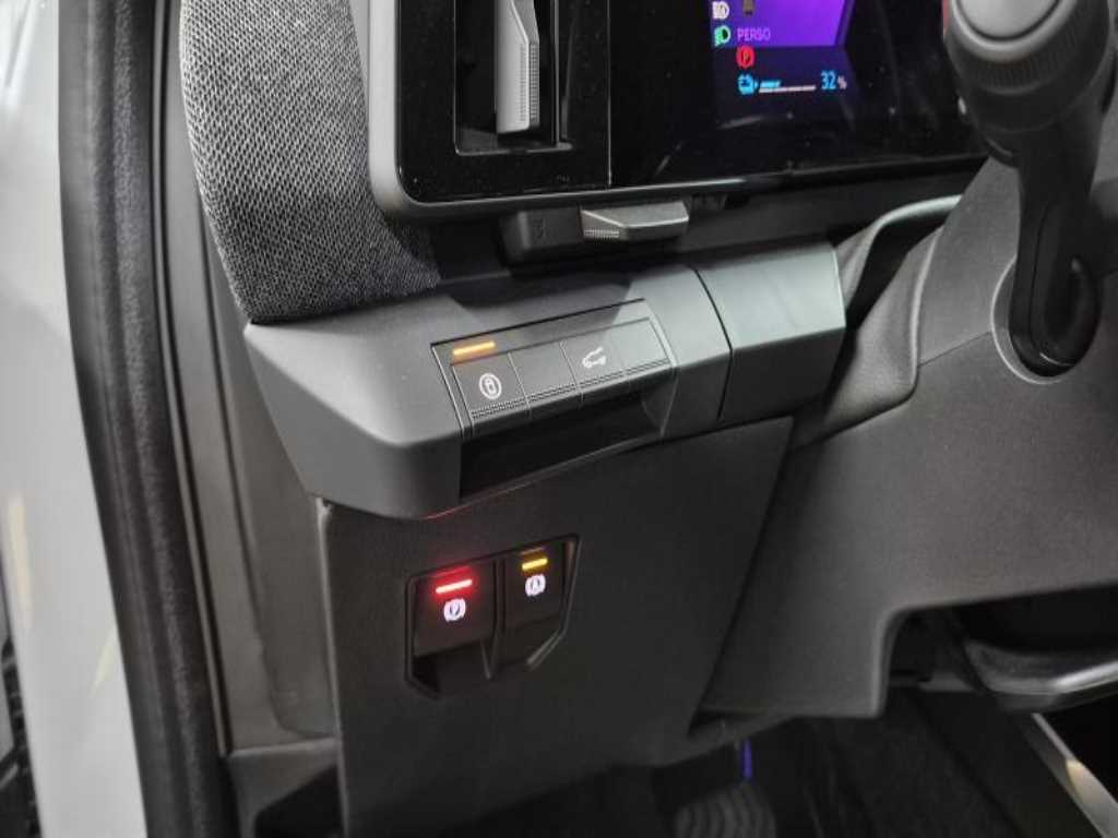 SAMSUNG Scenic E-Tech - Vista 11