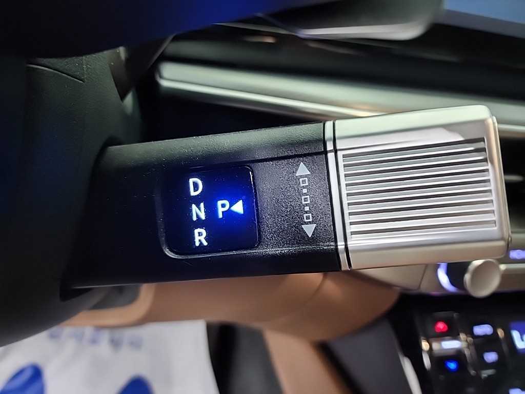 HYUNDAI Grandeur - Vista 8