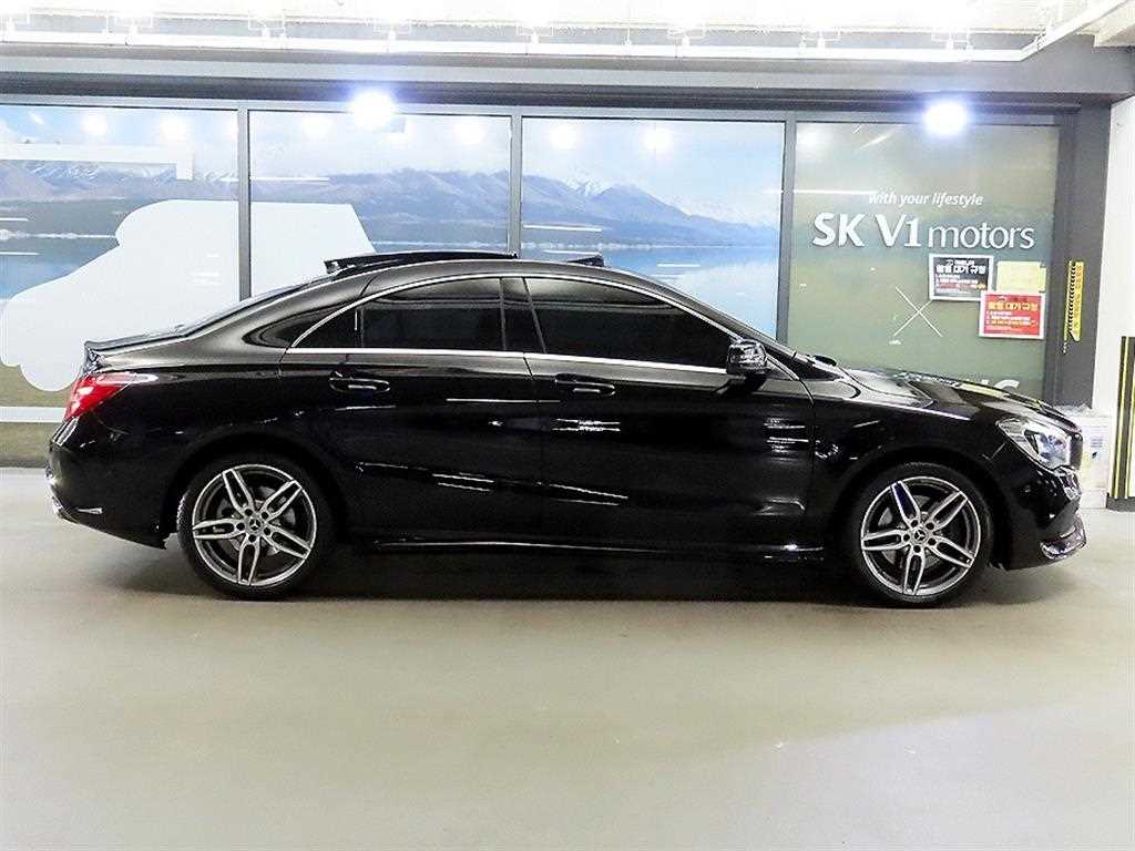 Mercedes Benz CLA Class - Vista 3