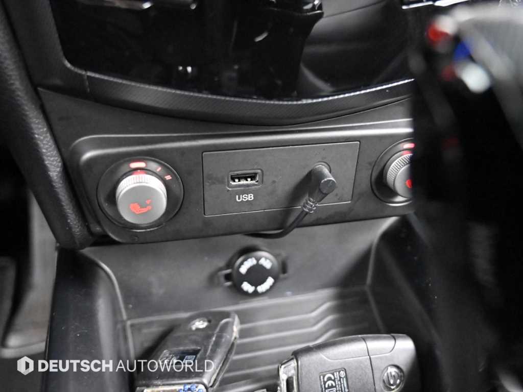 Ssangyong Tivoli 2017 Blanco - Importación desde Corea - HF Imports Iquique - Foto 17