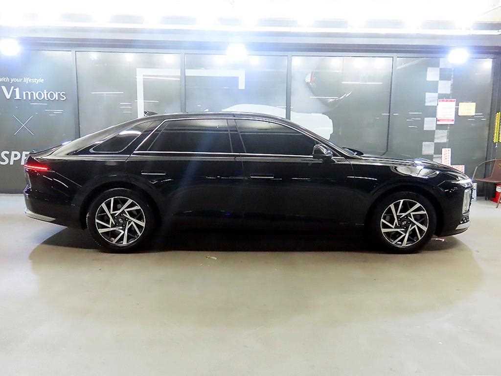 HYUNDAI Grandeur - Vista 3