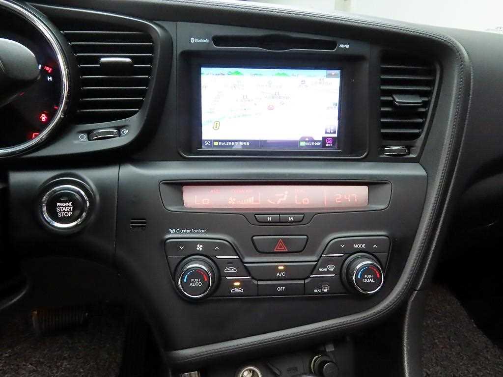 KIA K5 - Vista 10