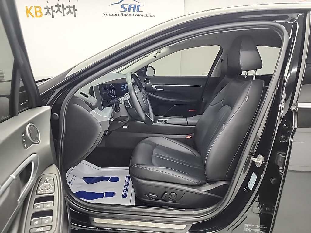 HYUNDAI Sonata - Vista 11