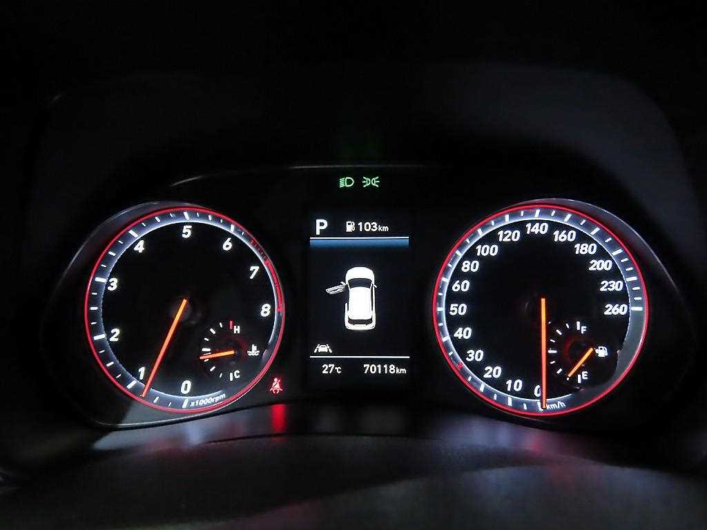 HYUNDAI Veloster - Vista 9