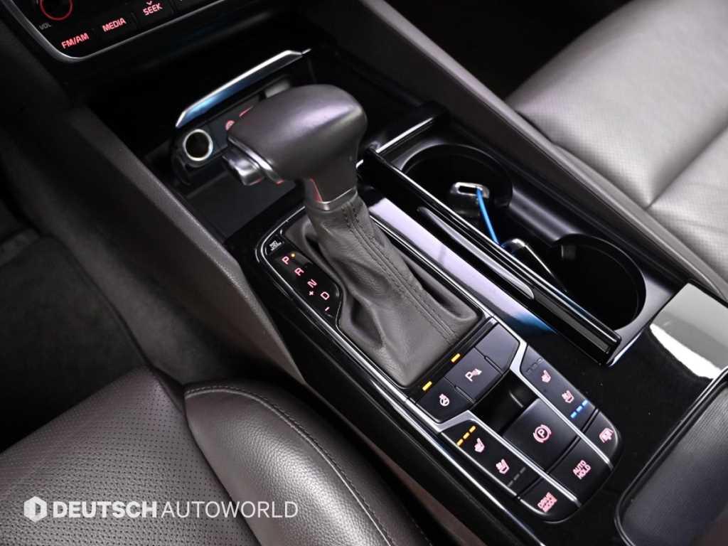 KIA K7 2016 Negro - Importación desde Corea - HF Imports Iquique - Foto 17