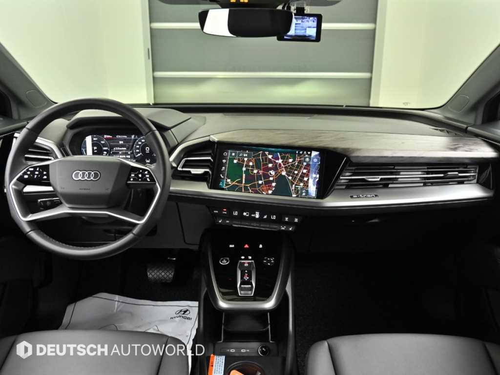 Audi Q4 - Vista 7