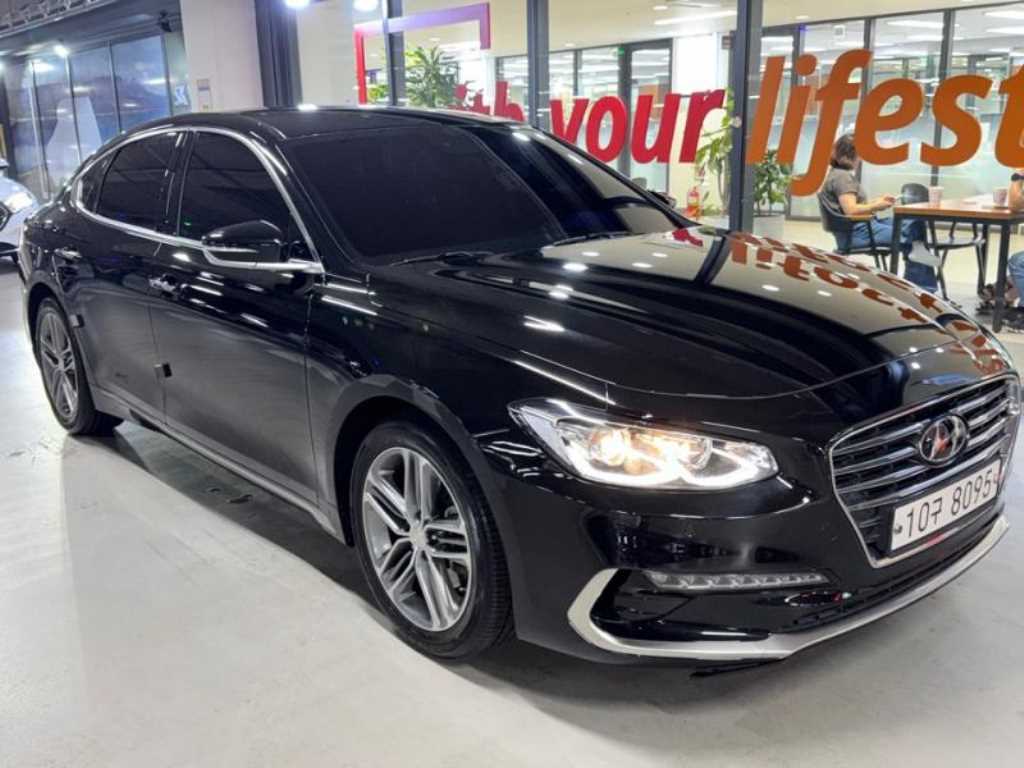 HYUNDAI Grandeur - Vista 2