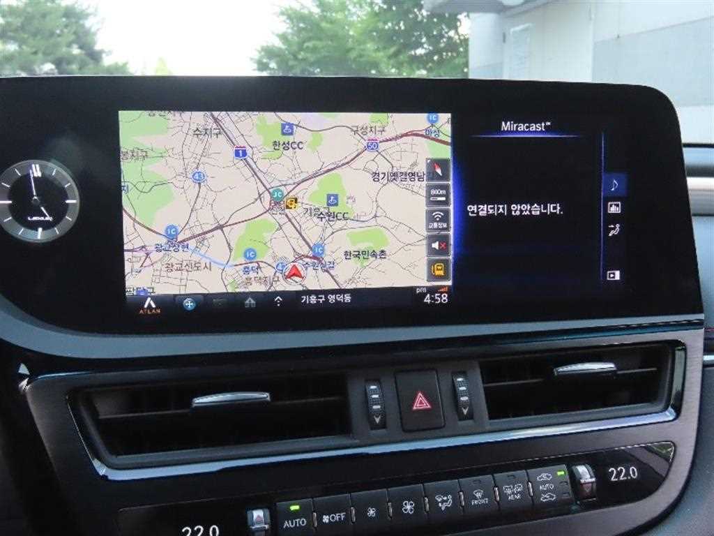 Lexus ES - Vista 8