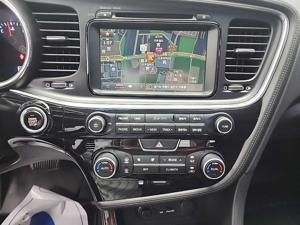 KIA K5 - Vista 10