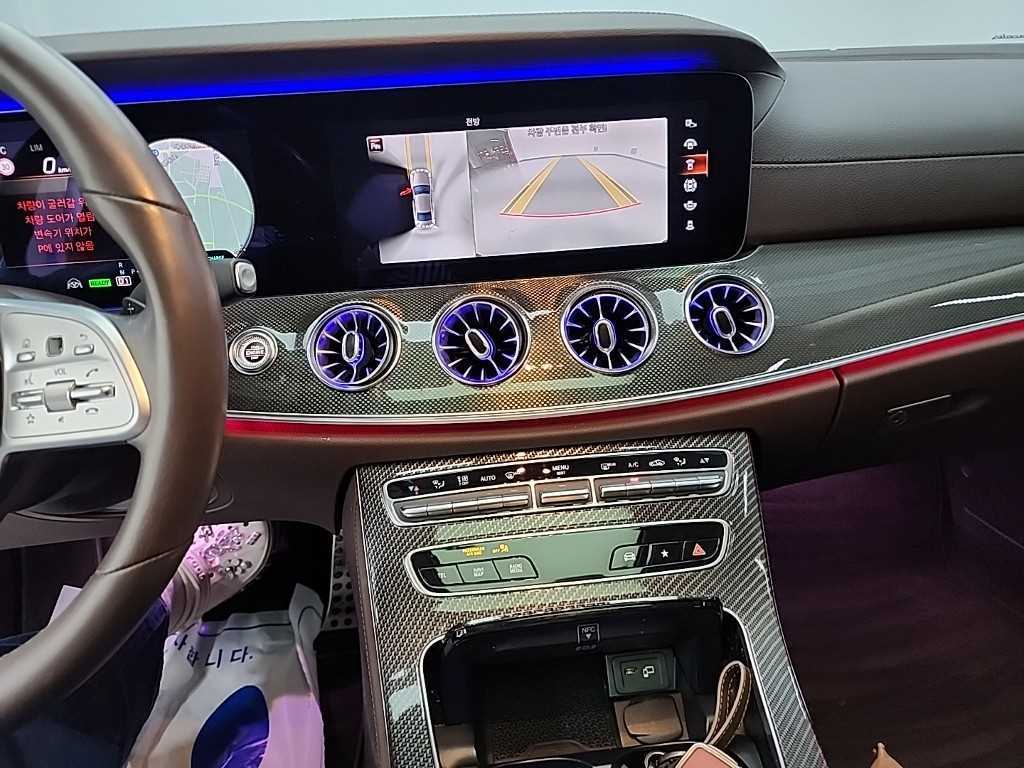 Mercedes Benz CLS Class - Vista 10