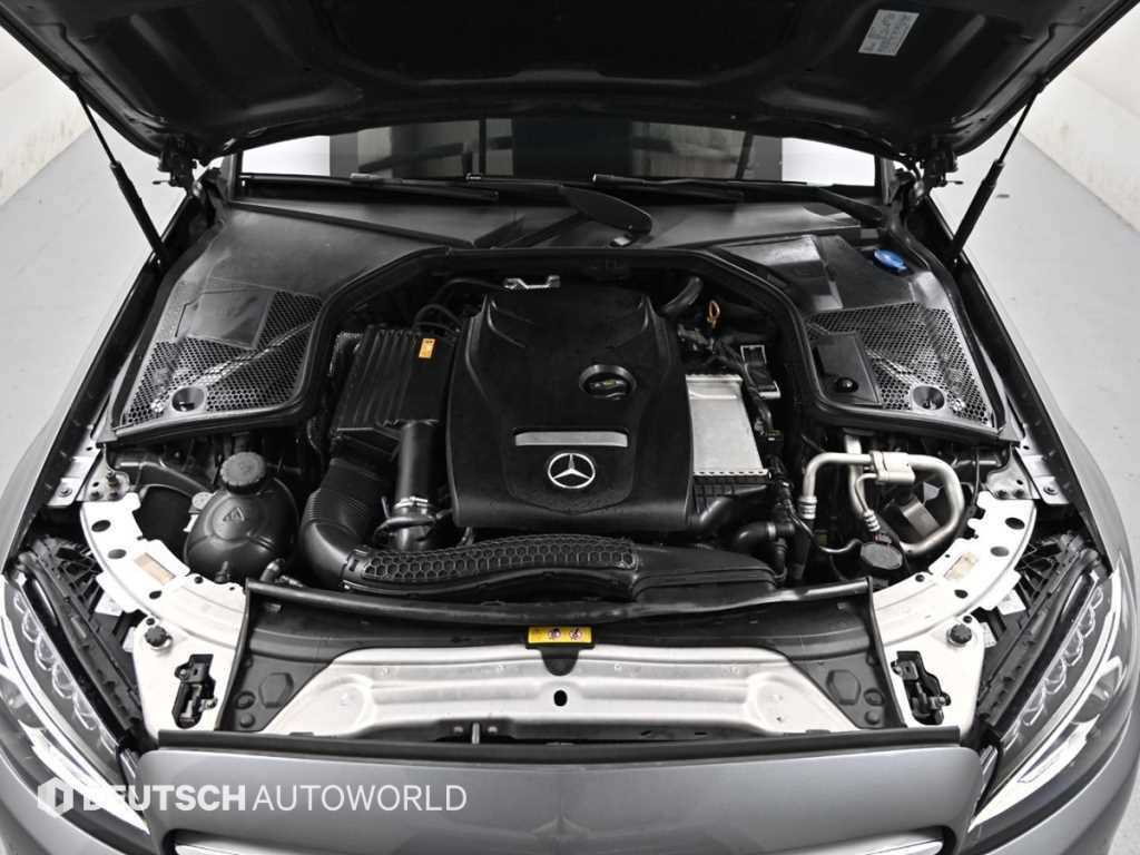 Mercedes Benz C Class - Vista 6