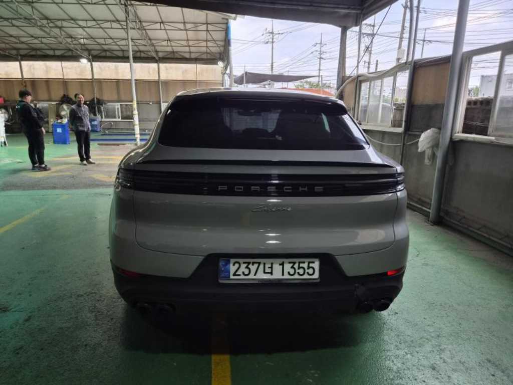 Porsche Cayenne - Vista 3