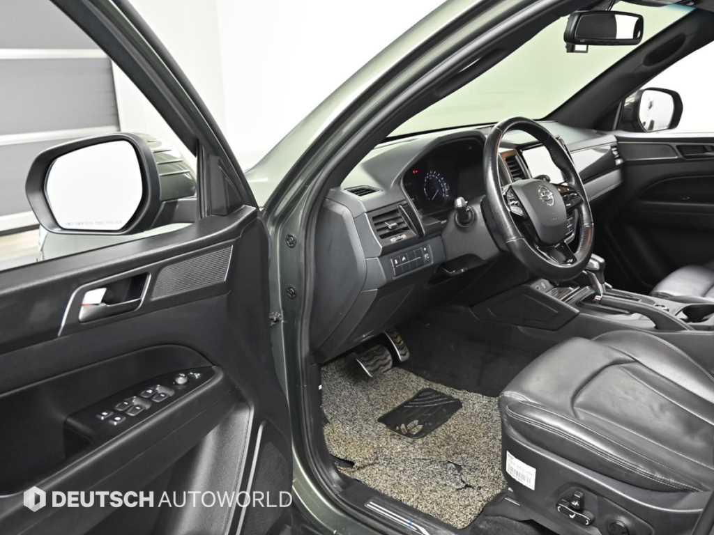 Ssangyong Rexton - Vista 11