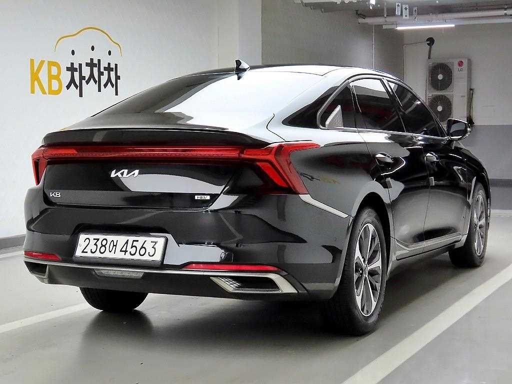 KIA K8 - Vista 4