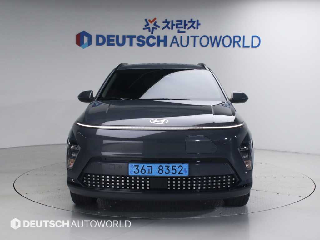 HYUNDAI Kona - Vista 3