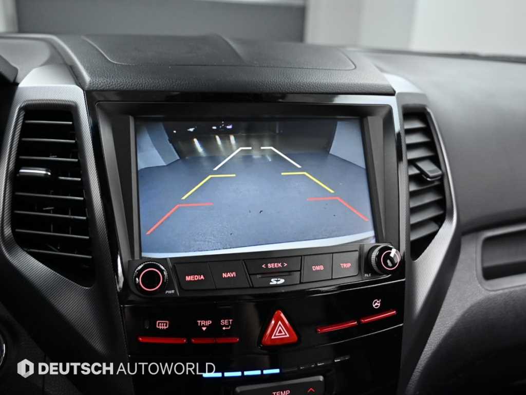 Ssangyong Tivoli 2017 Blanco - Importación desde Corea - HF Imports Iquique - Foto 15