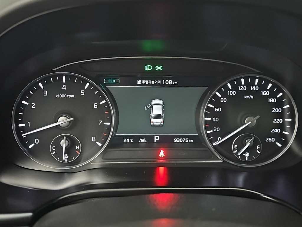 KIA K9 - Vista 6