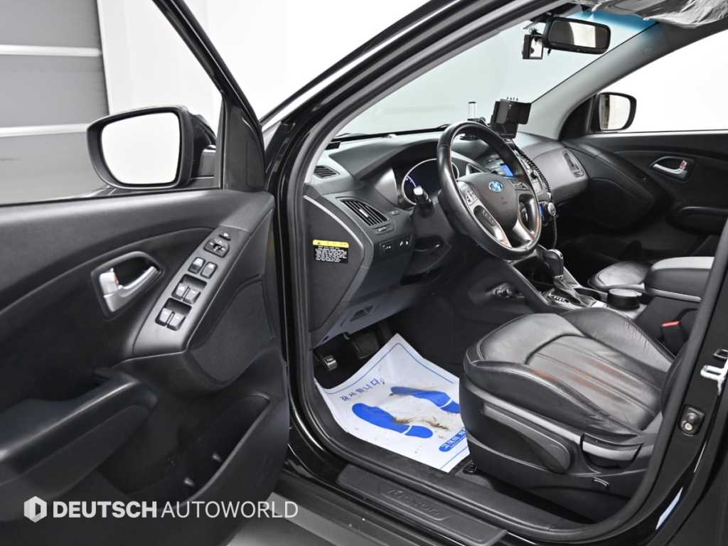 HYUNDAI Tucson - Vista 10