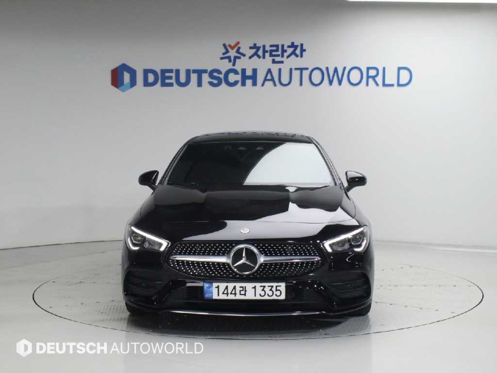Mercedes Benz CLA Class - Vista 3