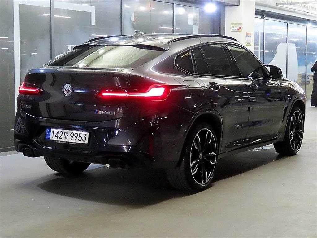 BMW X4 - Vista 4
