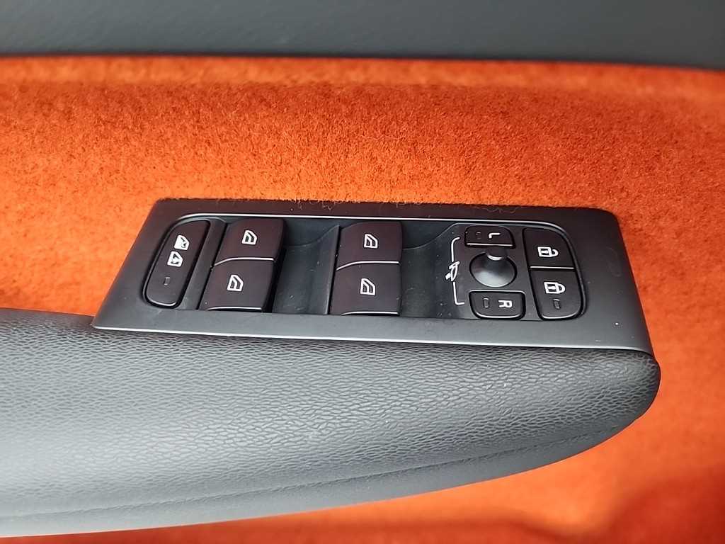 Volvo XC40 2019 Blanco - Importación desde Corea - HF Imports Iquique - Foto 17
