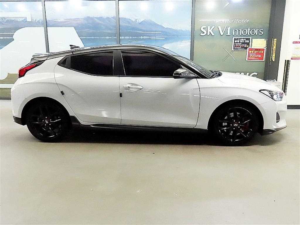 HYUNDAI Veloster - Vista 3