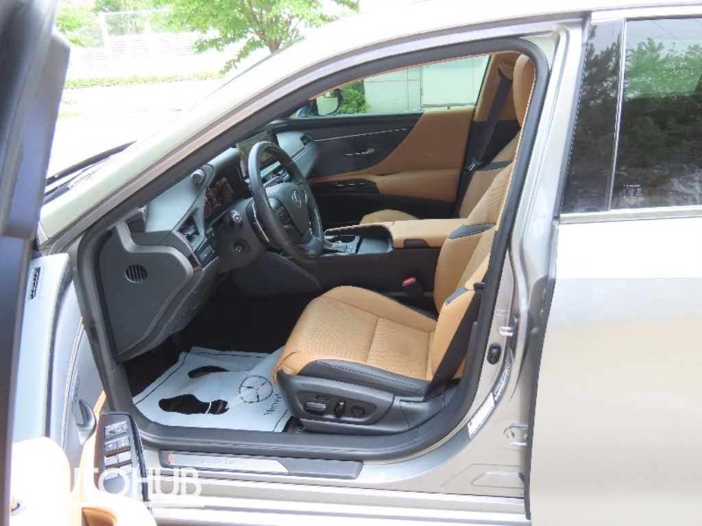Lexus ES 2023 Gris - Importación desde Corea - HF Imports Iquique - Foto 13