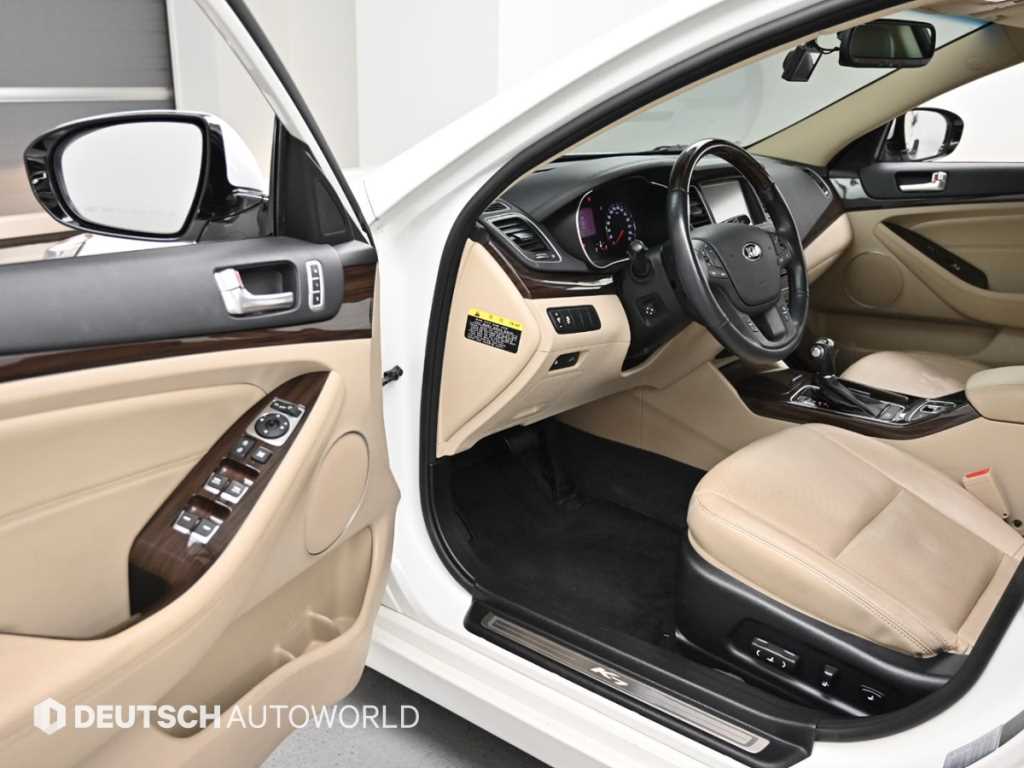 KIA K7 - Vista 10