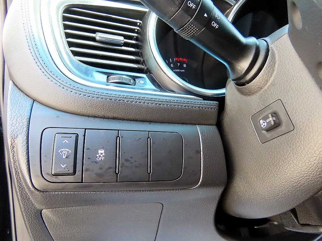 KIA K5 - Vista 12