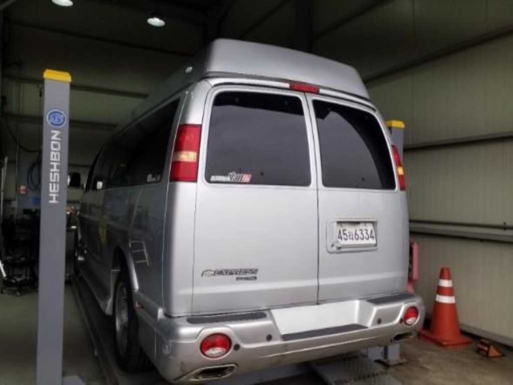 Chevrolet Express van - Vista 7
