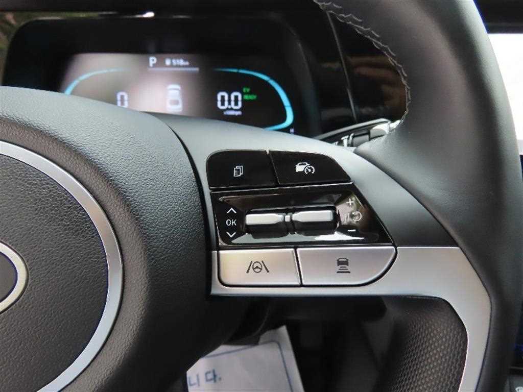HYUNDAI Avante - Vista 11