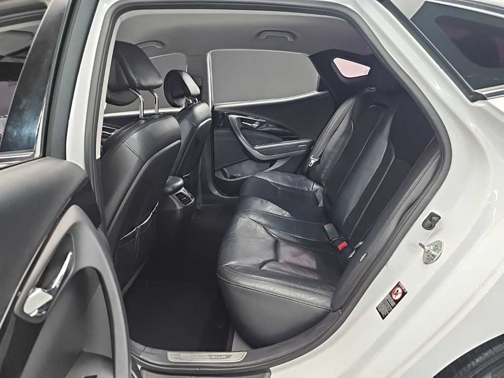 HYUNDAI Grandeur - Vista 12