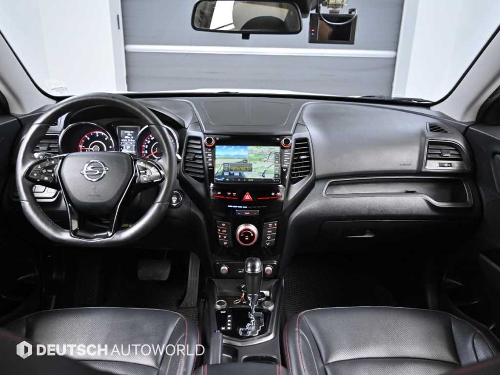 Ssangyong Tivoli - Vista 7