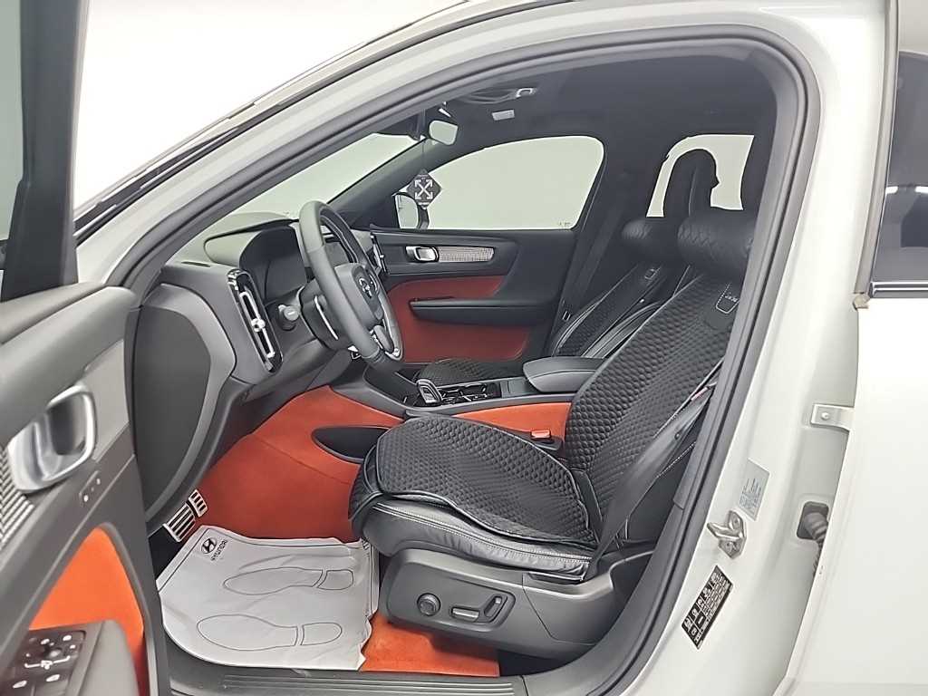 Volvo XC40 - Vista 11