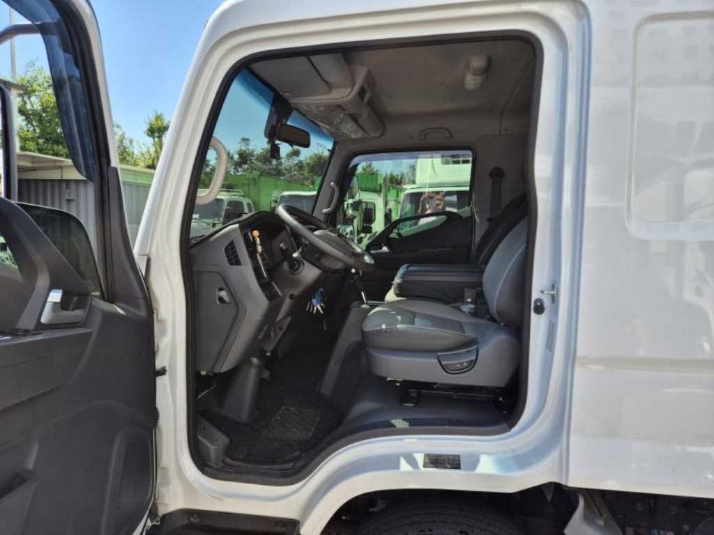 medium and large cargo truck 2022 Blanco - Importación desde Corea - HF Imports Iquique - Foto 13