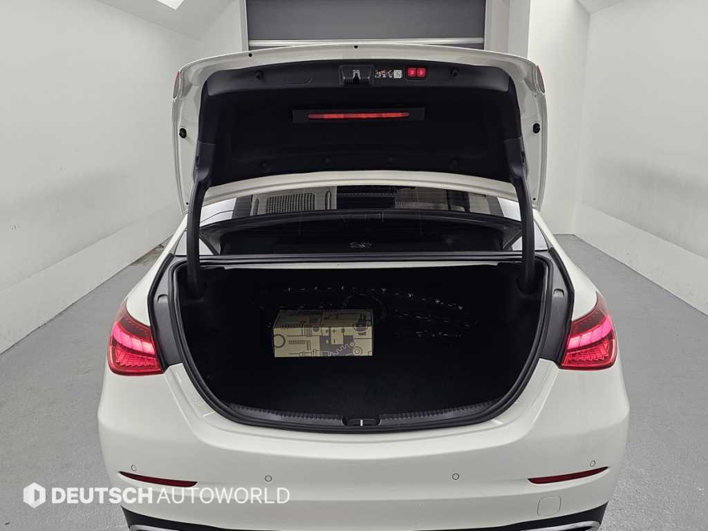 Mercedes Benz C Class 2024 Blanco - Importación desde Corea - HF Imports Iquique - Foto 19