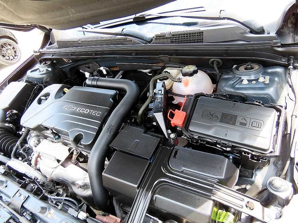 Chevrolet Malibu 2018 Gris - Importación desde Corea - HF Imports Iquique - Foto 17