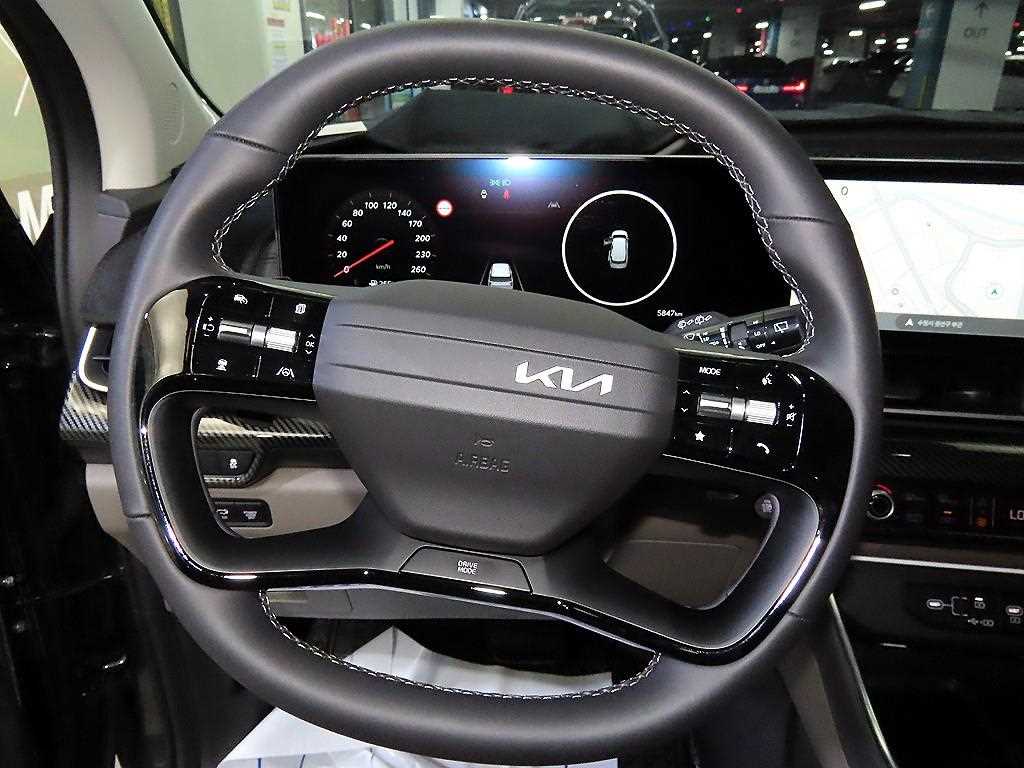 KIA Carnival - Vista 8