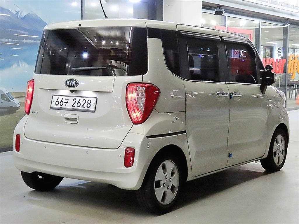 KIA Ray - Vista 4