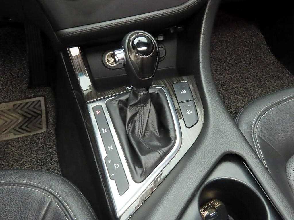 KIA K5 - Vista 11