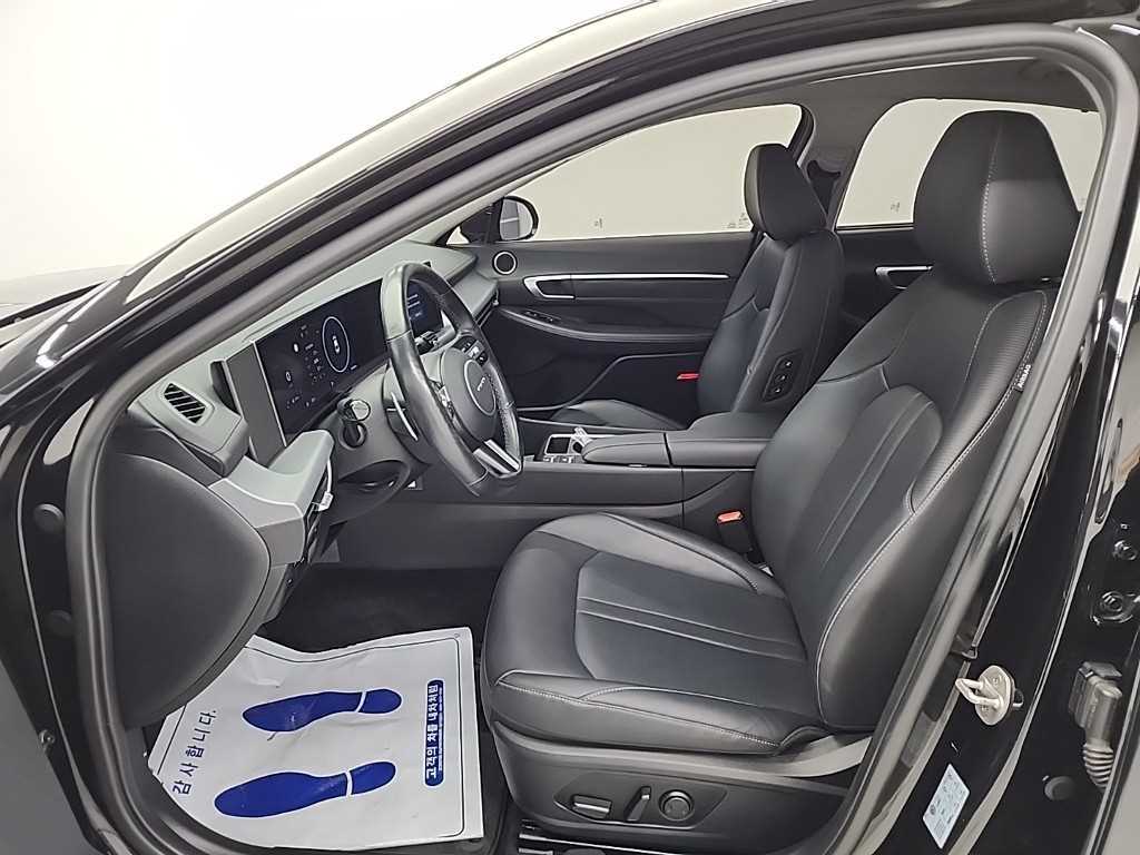 HYUNDAI Sonata - Vista 11