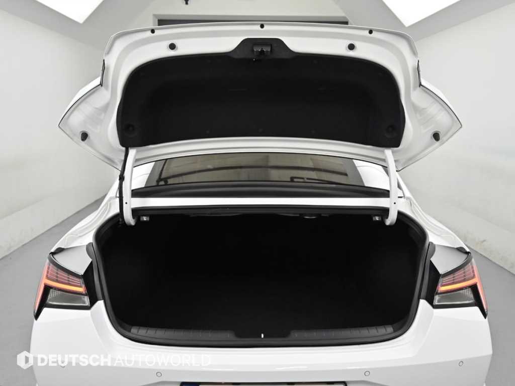 HYUNDAI Avante 2023 Blanco - Importación desde Corea - HF Imports Iquique - Foto 19