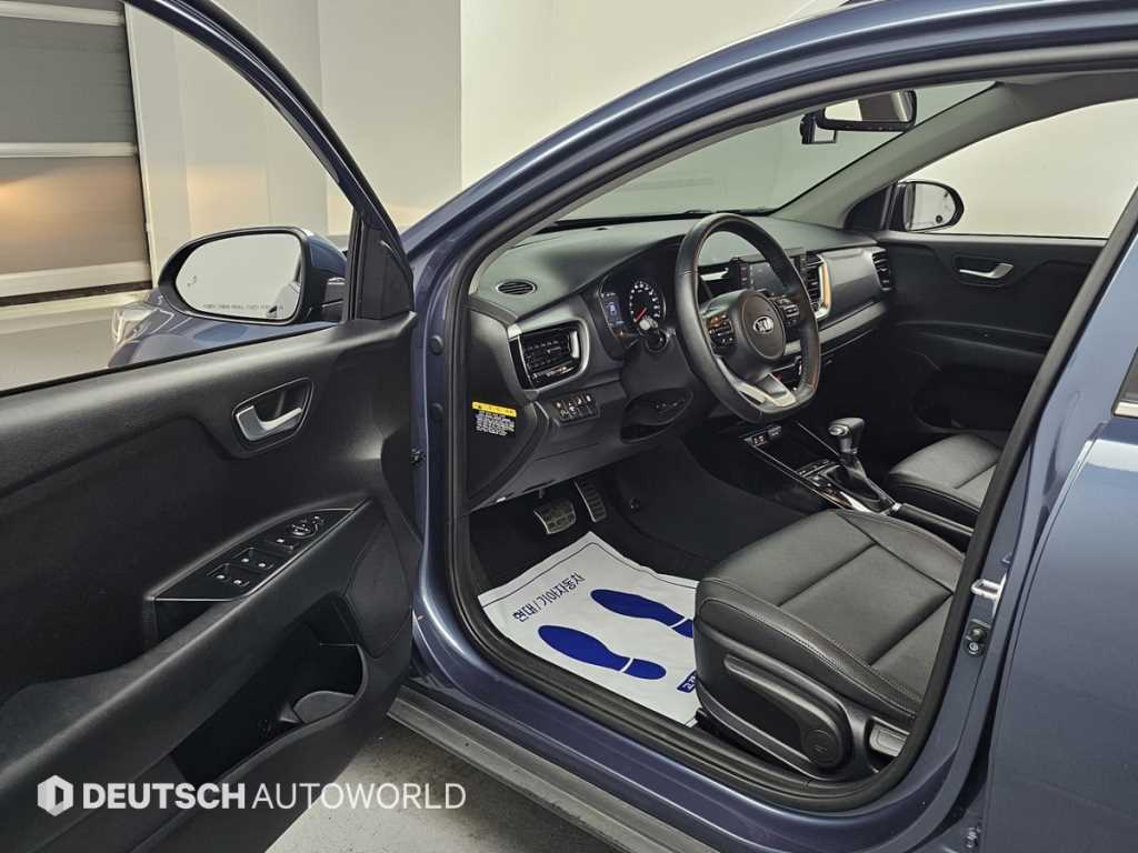 KIA Stonic - Vista 11